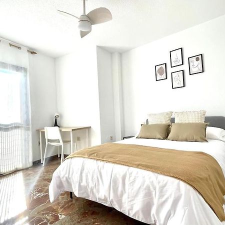 Beautiful & Sunny Apartment มาลากา ภายนอก รูปภาพ