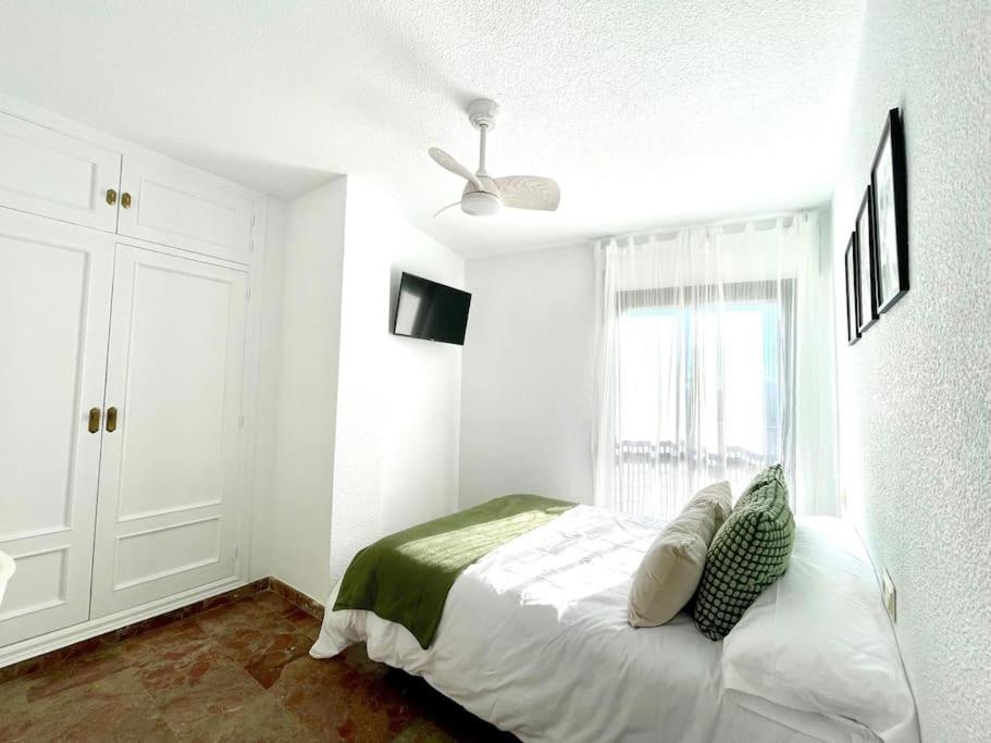 Beautiful & Sunny Apartment มาลากา ภายนอก รูปภาพ