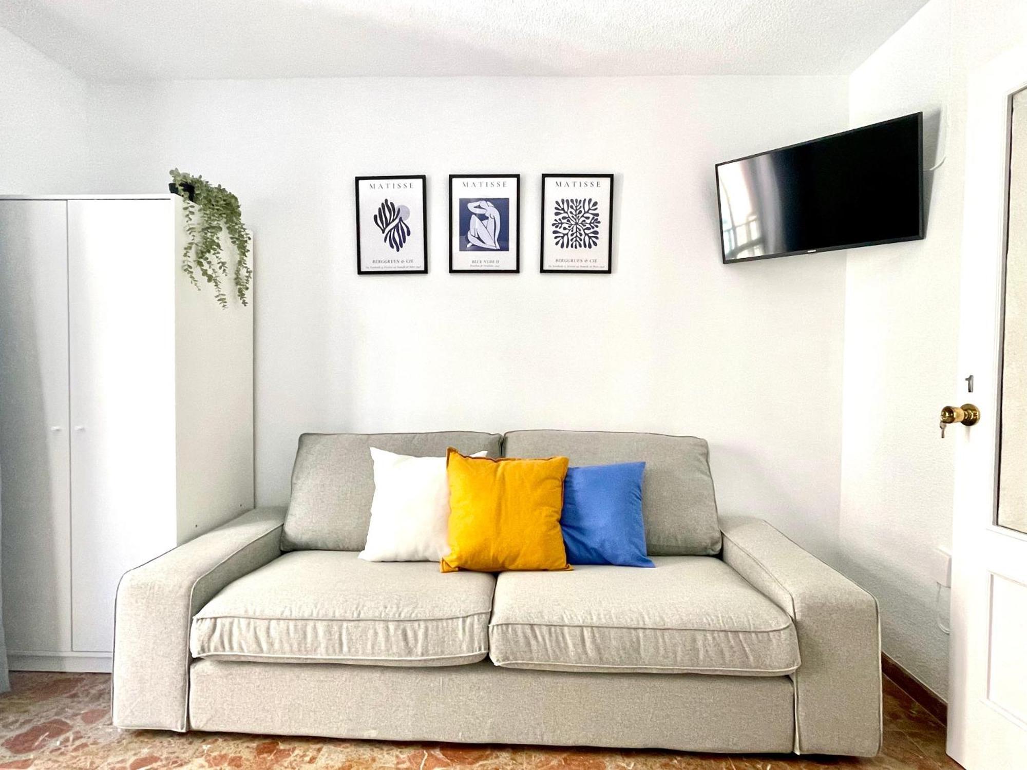 Beautiful & Sunny Apartment มาลากา ภายนอก รูปภาพ